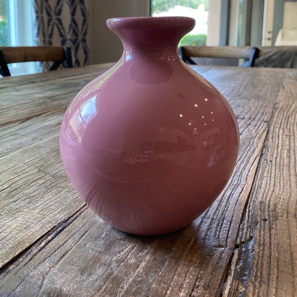 Vintage 1980s Haeger Pottery Salmon Pink Vase
Used - Picture 3 of 8